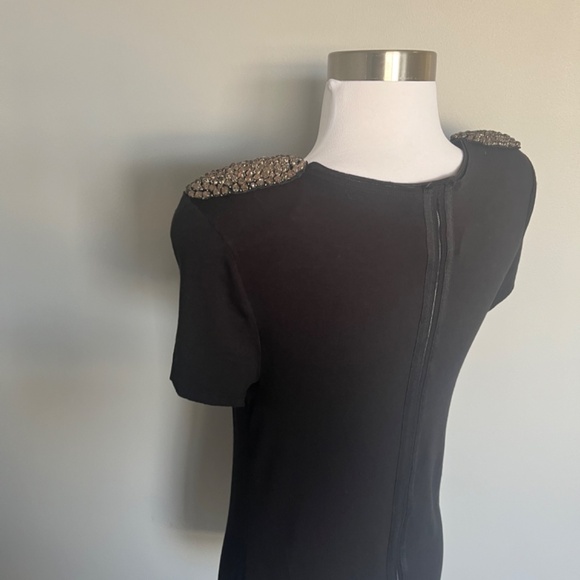Alice Olivia Stacey Bendet Embellish Patched Shoulder Jeweled Cocktail Tee Top - Picture 8 of 15